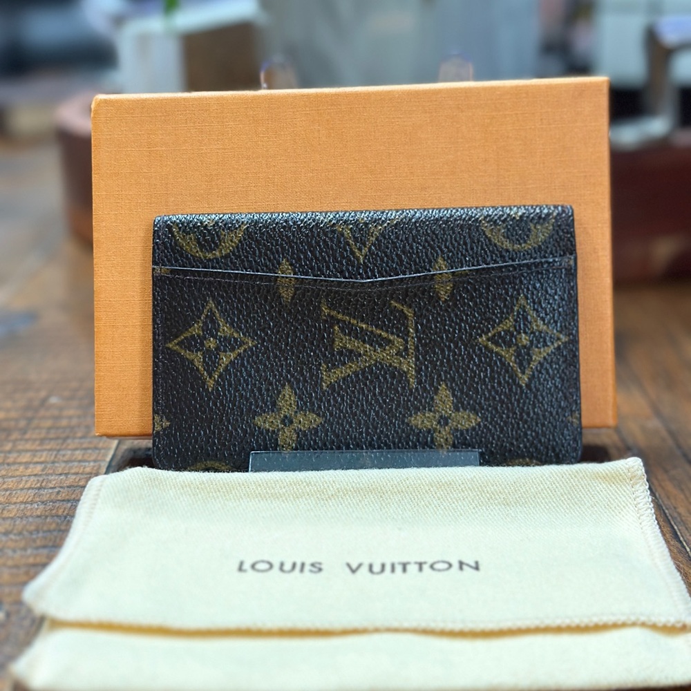 Louis Vuitton Monogram Card Holder Business Card Case Entrupy Authenticated COA